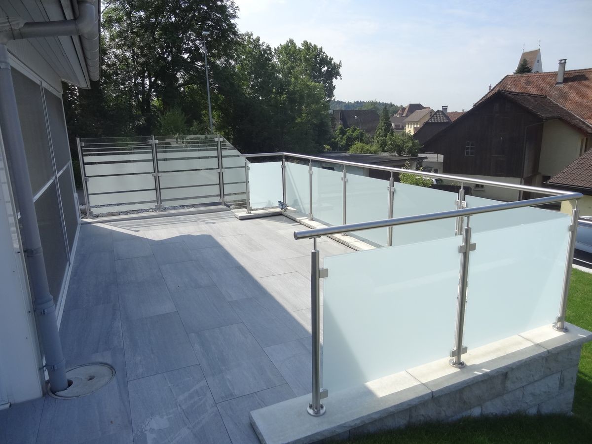 Stainless Steel Glass Baluster Railing With 12mm Tempered Glass For Commercial Building